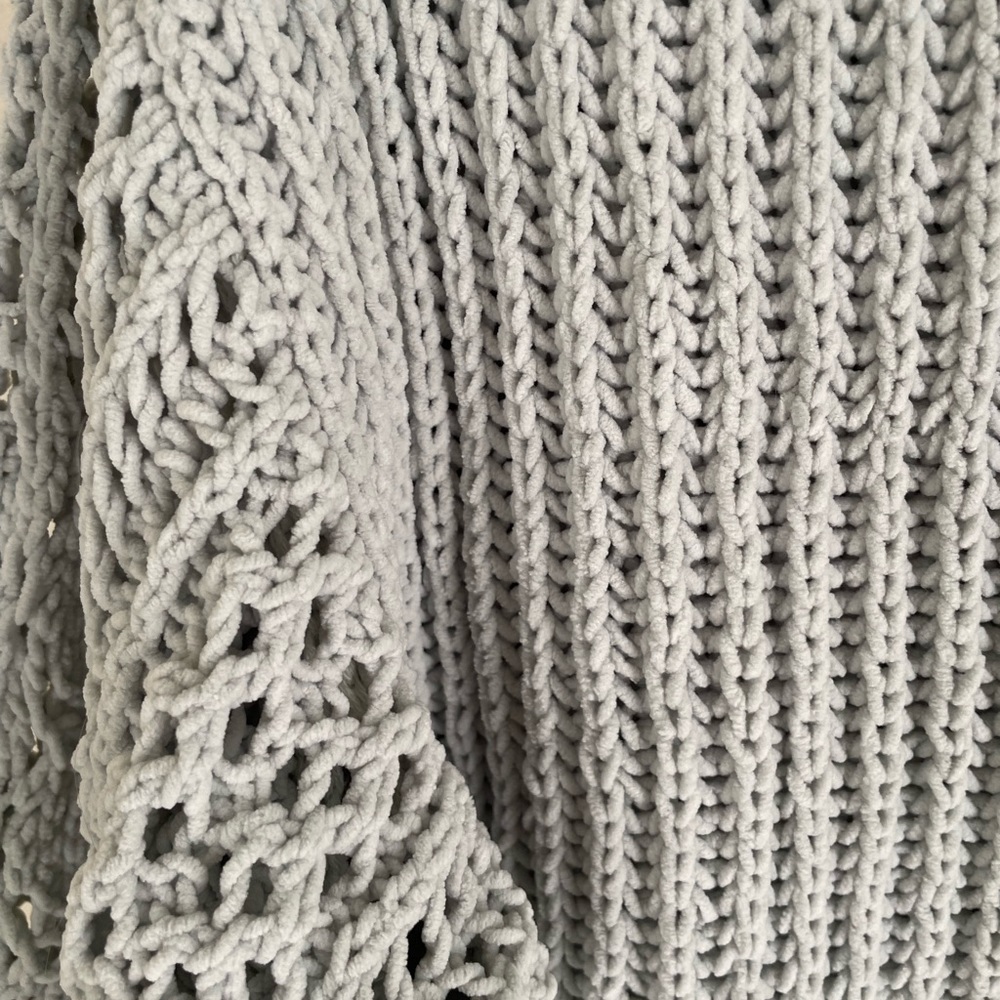 Sweater bundle - Picture 5 of 7